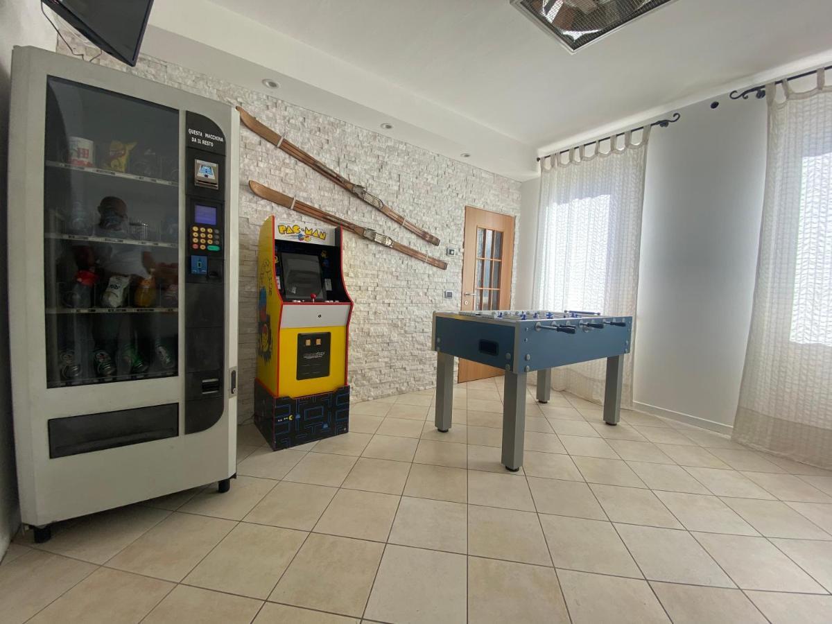 Bed In Bus Bed & Breakfast Belluno Exterior photo