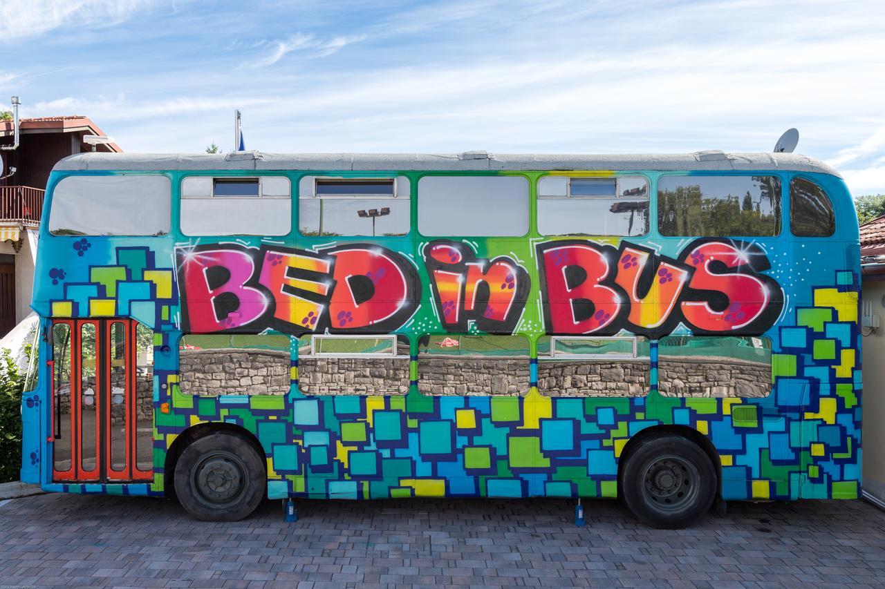 Bed In Bus Bed & Breakfast Belluno Exterior photo