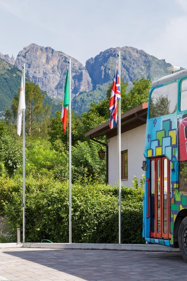 Bed In Bus Bed & Breakfast Belluno Exterior photo