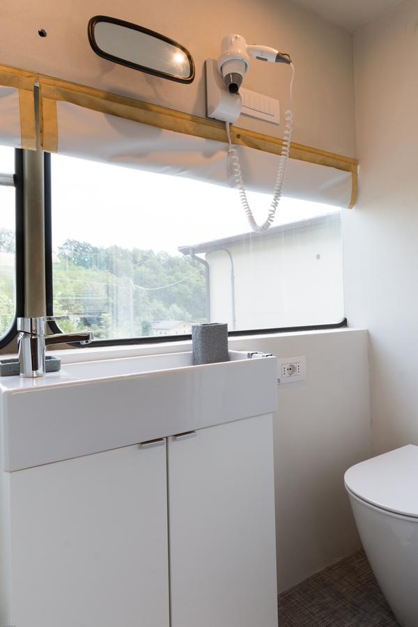 Bed In Bus Bed & Breakfast Belluno Exterior photo